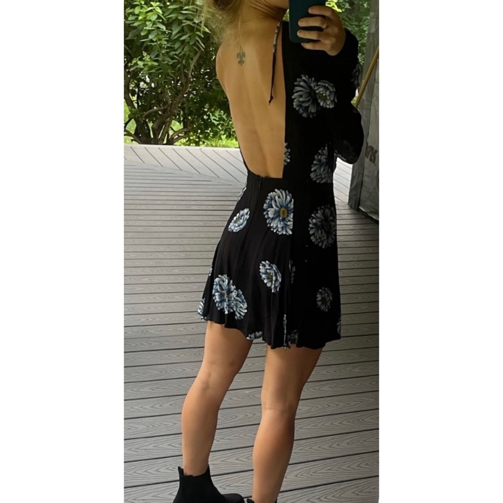 (VTG) REFORMATION • Floral Open-Back Long Sleeve Mini Dress, S - Picture 15 of 16
